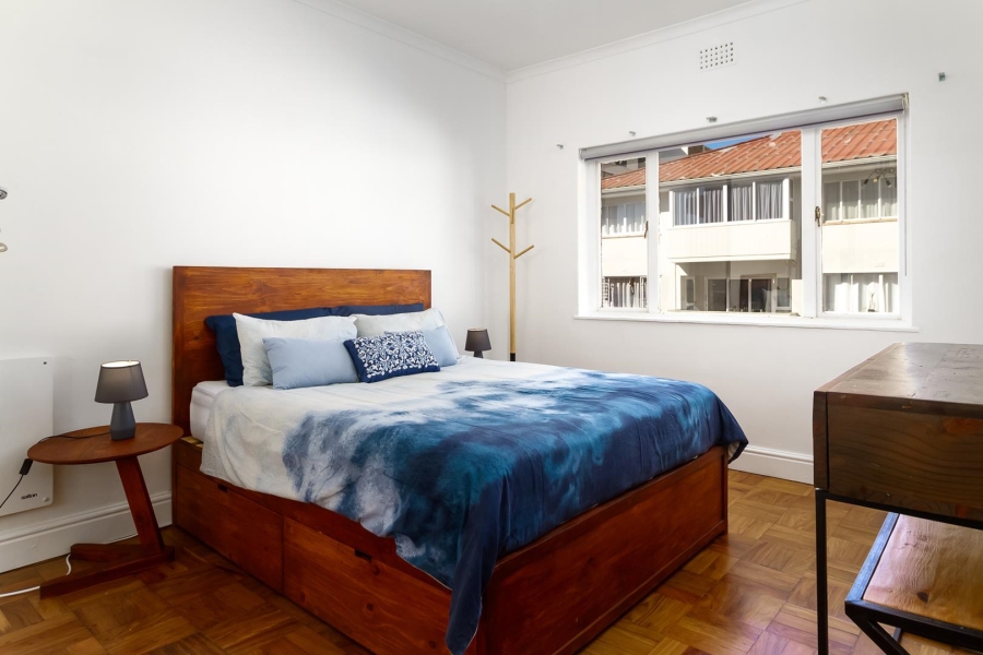 1 Bedroom Property for Sale in Sea Point Western Cape